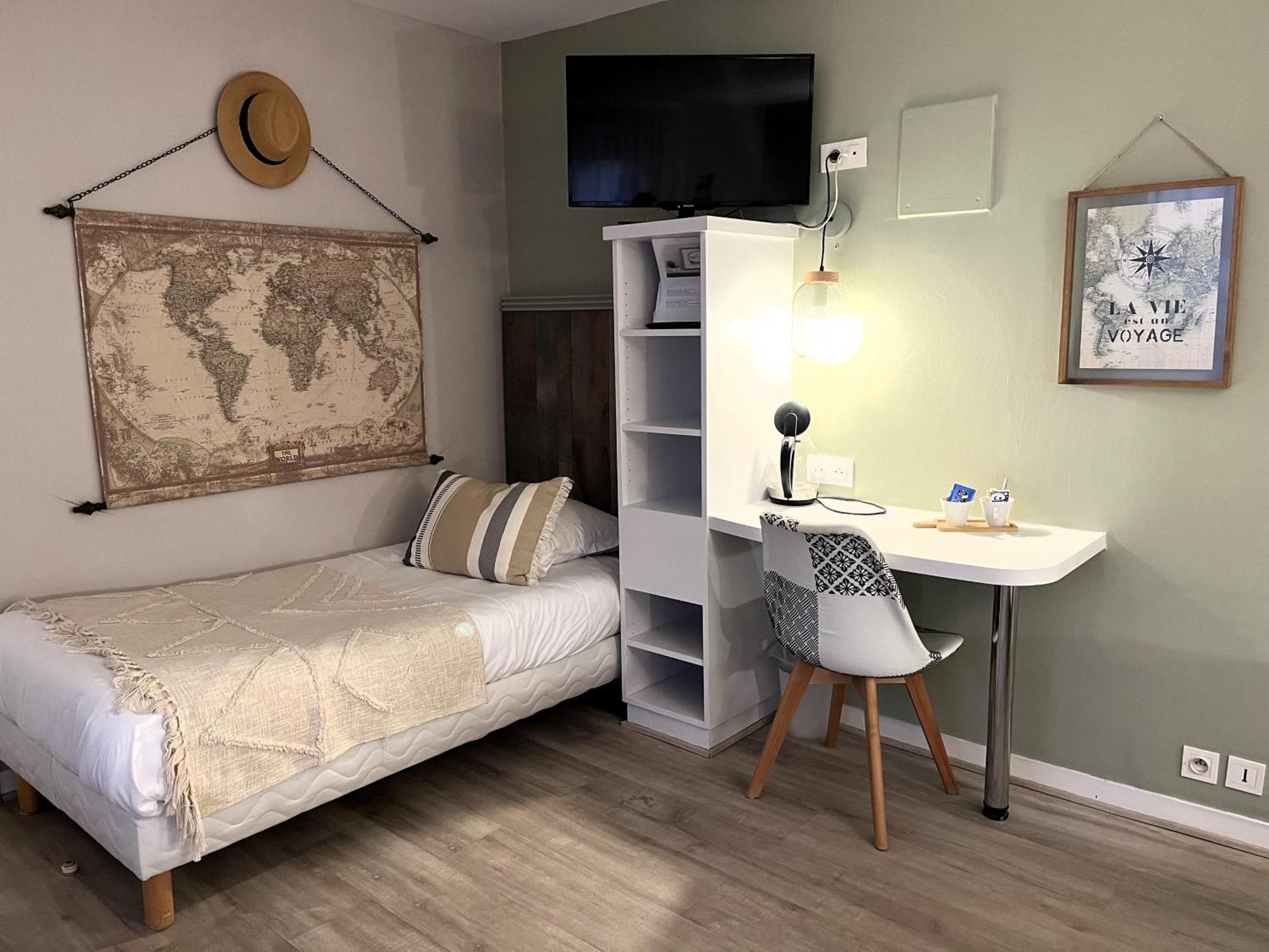 Acadie Saint Victor - Hotel Restaurant - Face Mer - Chatelaillon Plage Екстериор снимка