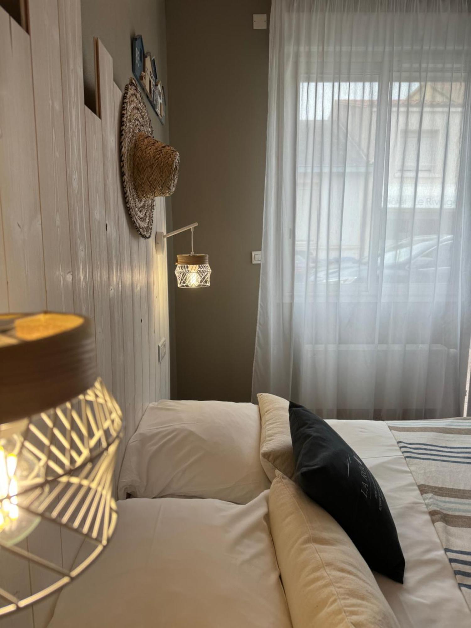 Acadie Saint Victor - Hotel Restaurant - Face Mer - Chatelaillon Plage Екстериор снимка